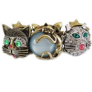 Betsey Johnson rhinestone kitty bracelet